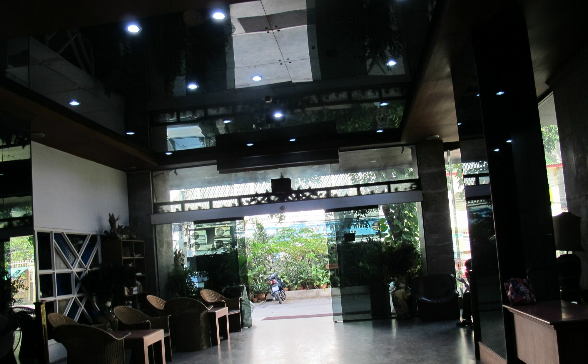 Tongpoon Hotel Bangkok Exteriér fotografie